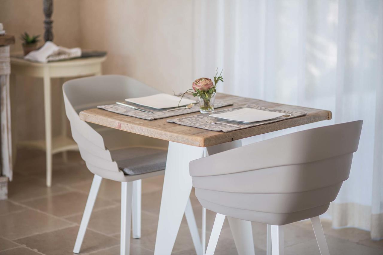 Le Scuderie - Castello Monaci Couette-café *