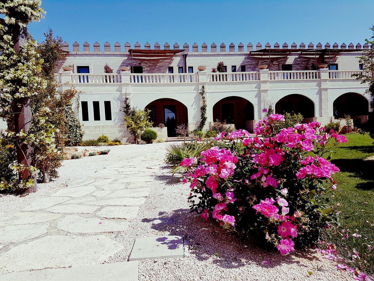 Le Scuderie - Castello Monaci *