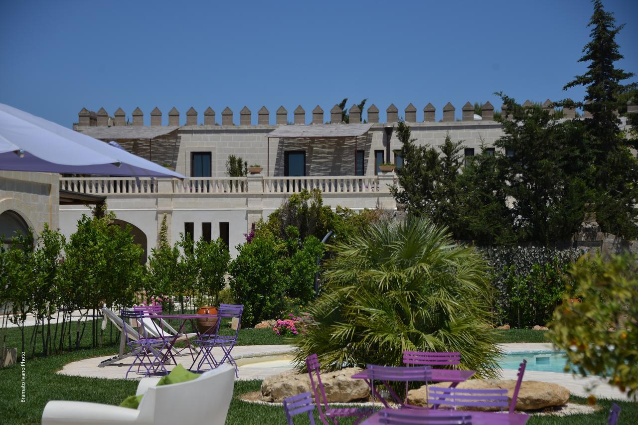 Le Scuderie - Castello Monaci Bed & Breakfast